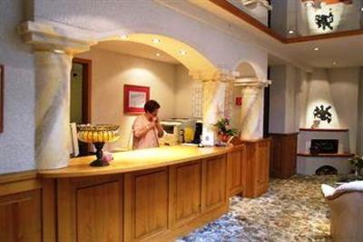 фото отеля Wellness und Tagungshotel Krahenbad