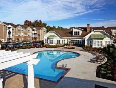 фото отеля Marriott Execustay Addison Apartment Petersburg