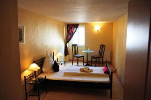 фото отеля Hirsch Garni Hotel Fulda