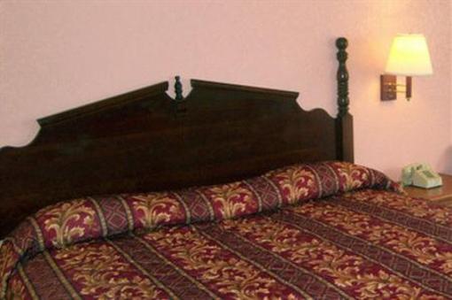 фото отеля America's Best Inn Jackson