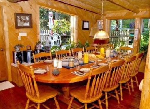 фото отеля A Teton Tree House