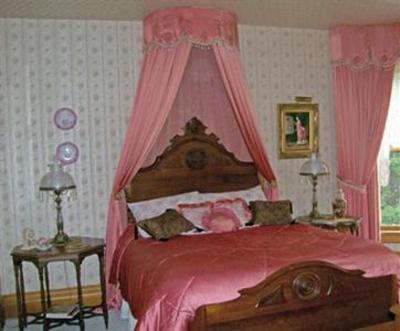 фото отеля Isadora's Bed and Breakfast
