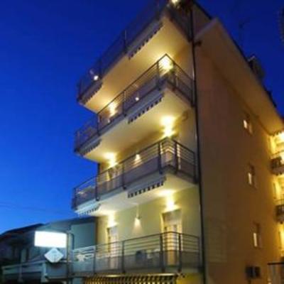 фото отеля Residence Helene Hotel Tortoreto