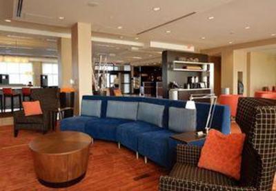 фото отеля Courtyard Hotel Highway 401 Kingston