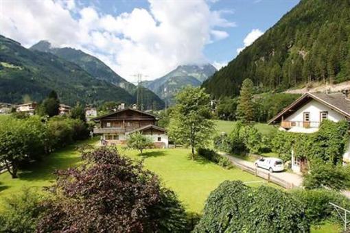 фото отеля Landhaus Matthias Mayrhofen