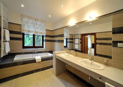 фото отеля Hotel Park Rekreacyjno Biznesowy Las Woda Wilga