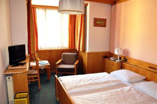 фото отеля Hotel Grauer Bar