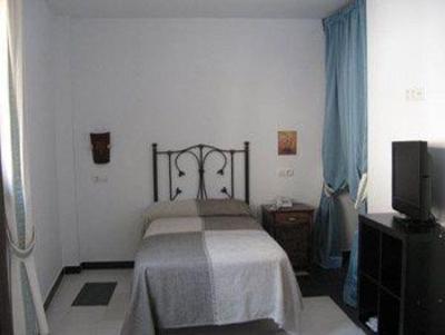 фото отеля Hotel Meson Rural Caseria 7 Fuentes Hinojares