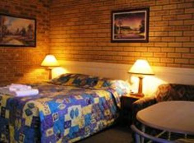 фото отеля Blue Violet Motor Inn