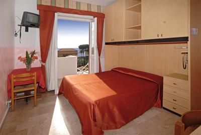 фото отеля Capri Hotel