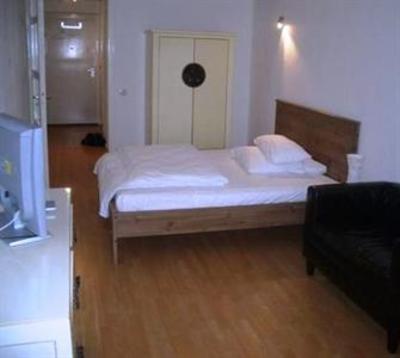 фото отеля Hotel Apart Bismarckstrasse Berlin