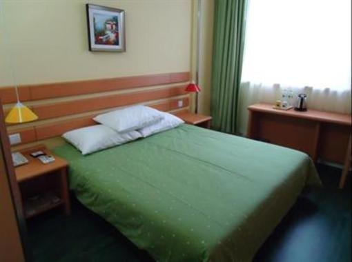 фото отеля Home Inn Wenyi Road Hangzhou