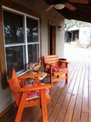 фото отеля Stony Ridge Ranch Bed and Breakfast Hondo