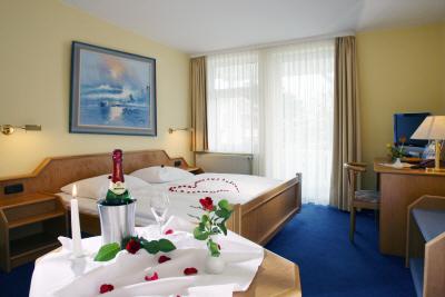 фото отеля Akzent Waldhotel Rugen