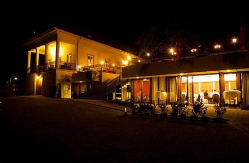 фото отеля Helikon Taverna Wellness Hotel