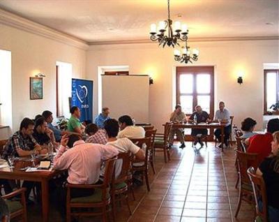 фото отеля Helikon Taverna Wellness Hotel