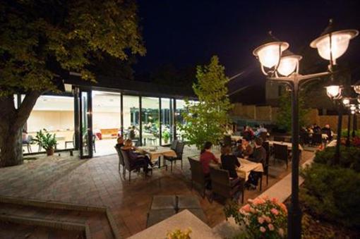 фото отеля Helikon Taverna Wellness Hotel