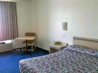 Motel 6 Des Moines East