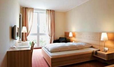 фото отеля Hotel Sonne Rheda-Wiedenbruck
