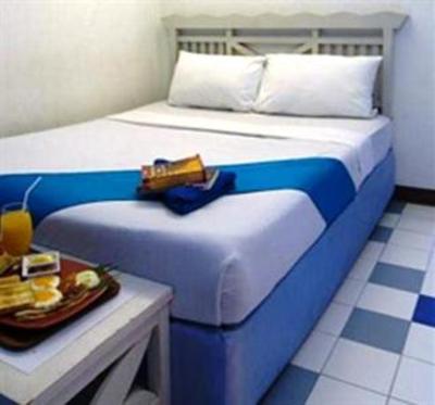фото отеля Sawasdee Banglumpoo Inn