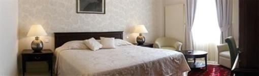 фото отеля Hostellerie Domaine de Montgivroux