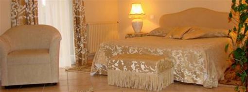 фото отеля Hostellerie Domaine de Montgivroux