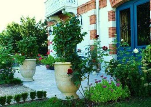 фото отеля Oustal en Berry