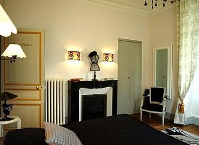 фото отеля Oustal en Berry