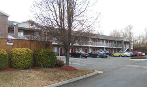 фото отеля Affordable Suites Charlottesville