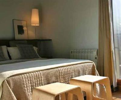 фото отеля Apartamentos Rurales La Casa del Muro Sos del Rey Catolico