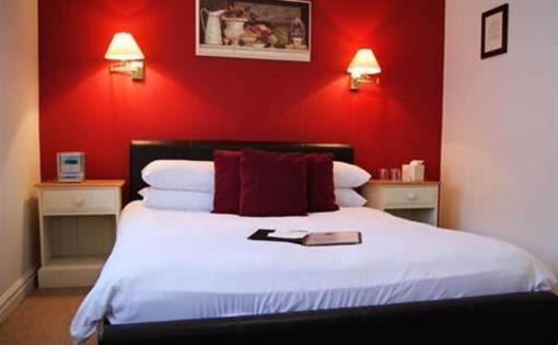 фото отеля The Fairfax Arms Country Inn Gilling East