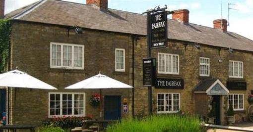 фото отеля The Fairfax Arms Country Inn Gilling East