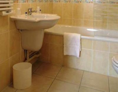 фото отеля Brit Hotel Le Cottage Arnage