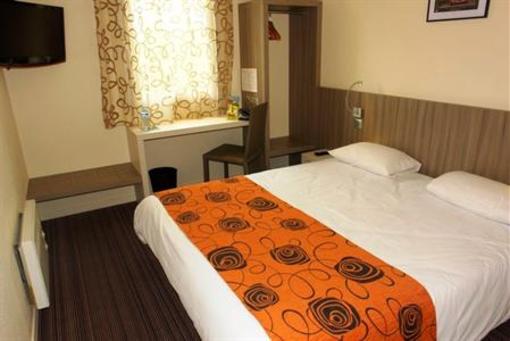 фото отеля Brit Hotel Le Cottage Arnage