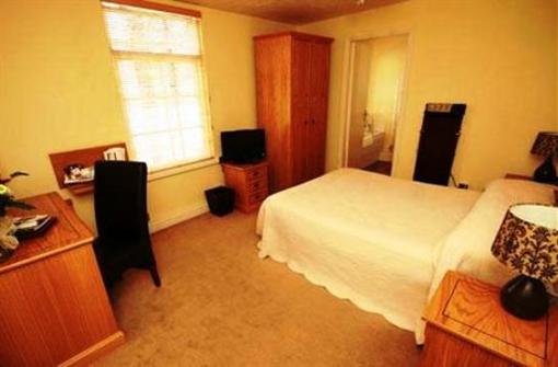 фото отеля BEST WESTERN The Crown Hotel