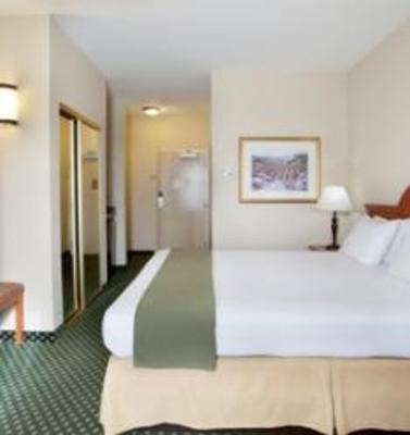 фото отеля Holiday Inn Express Windsor - Sonoma County