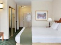 Holiday Inn Express Windsor - Sonoma County