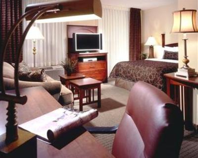фото отеля Staybridge Suites Lincoln Northeast