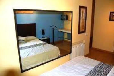 фото отеля Hostal Multicolores Madrid