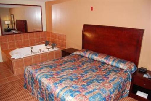 фото отеля Loyalty Inn Wisconsin Dells