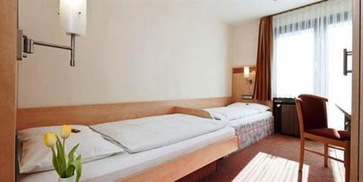 фото отеля Schumacher Hotel Filderstadt