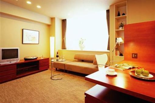 фото отеля Somerset Azabu East Apartment Tokyo