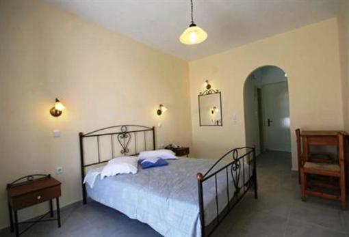 фото отеля Agia Anna Hotel
