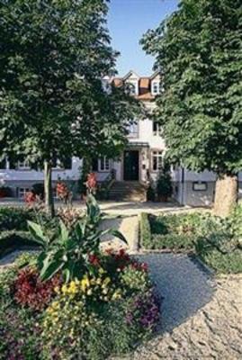 фото отеля Herrenhaus Von Löw Hotel Bad Nauheim