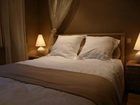 фото отеля Full House Bed & Breakfast