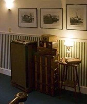 фото отеля The Pillars of Plainfield Bed and Breakfast