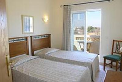 фото отеля Apartamentos Monte dos Avos