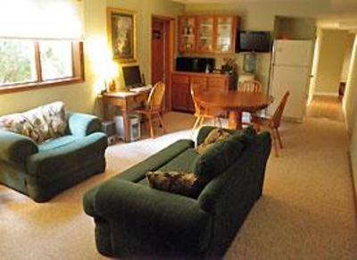 фото отеля Riverbend Guest House B&B
