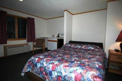 фото отеля Brisbois Motor Inn