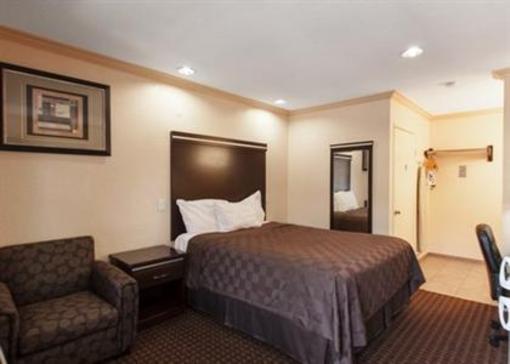 фото отеля Rodeway Inn National City